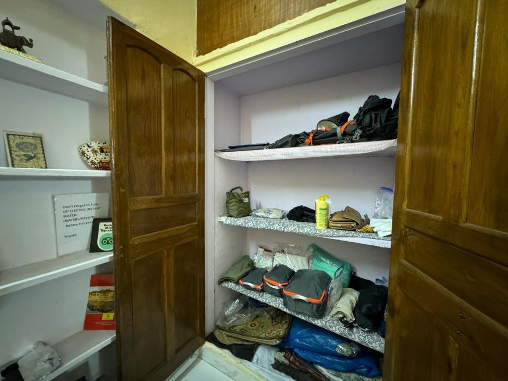 Nadya Homestay For Female & Family Jaipur Eksteriør billede