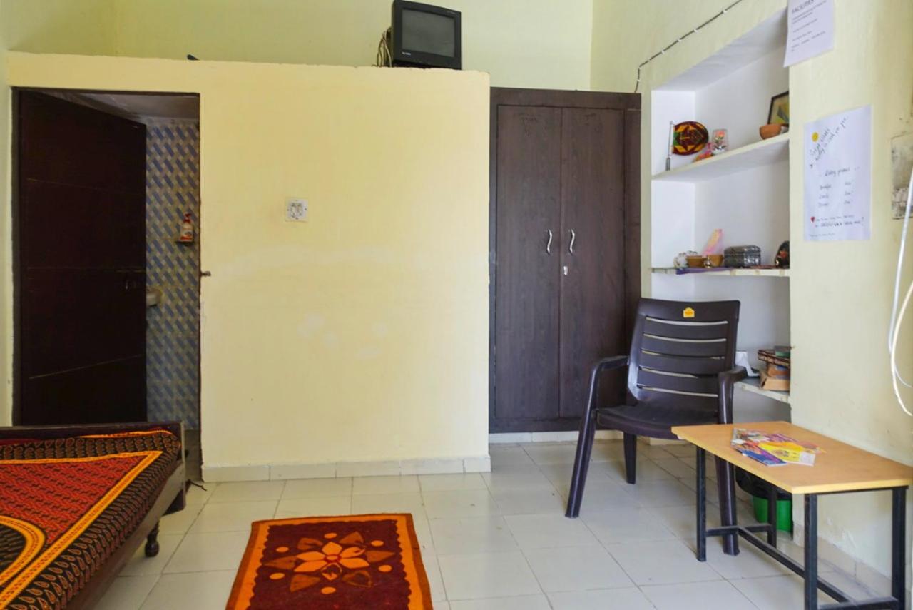 Nadya Homestay For Female & Family Jaipur Eksteriør billede
