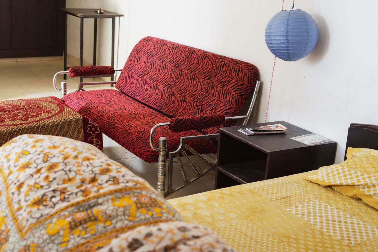 Nadya Homestay For Female & Family Jaipur Eksteriør billede