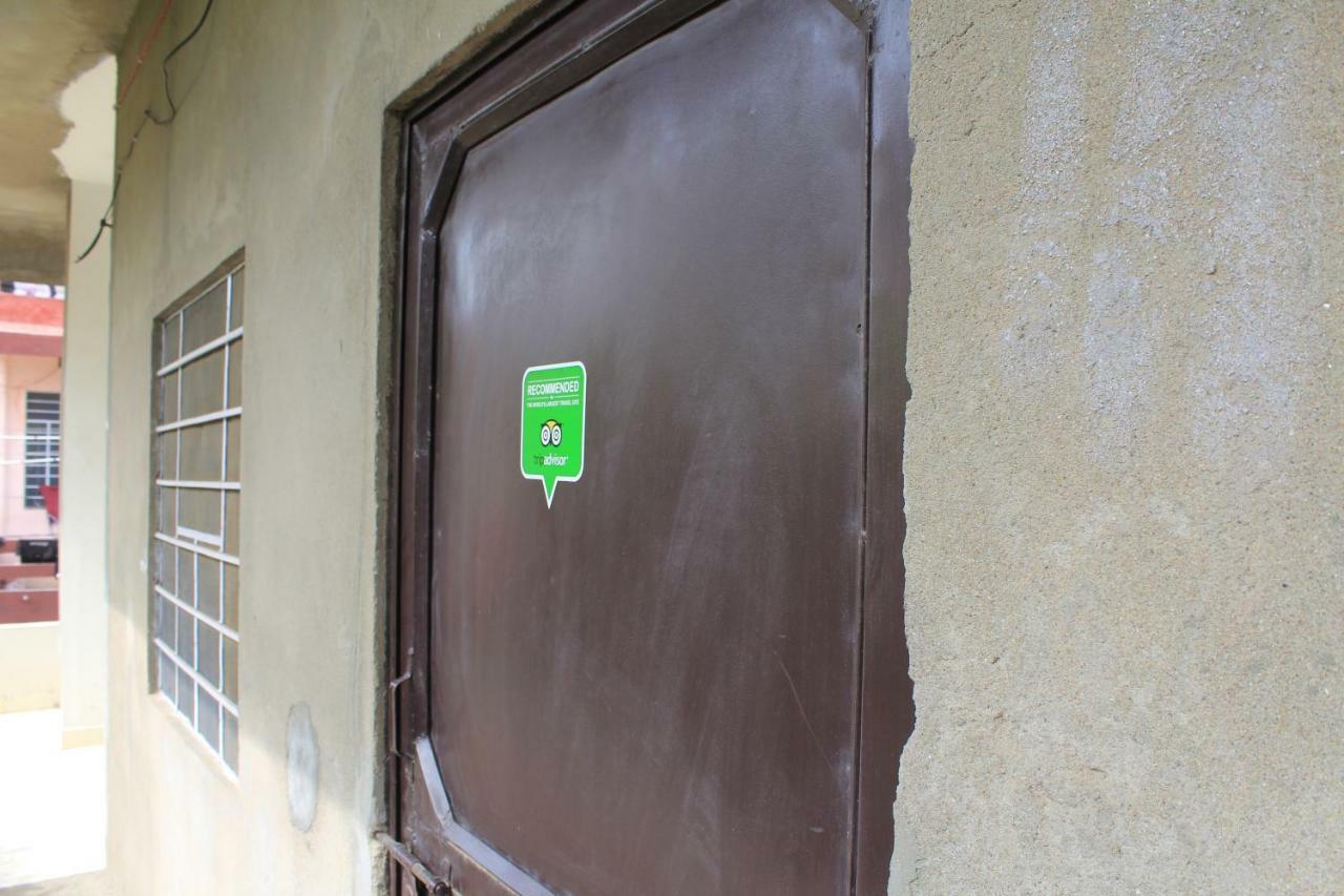 Nadya Homestay For Female & Family Jaipur Eksteriør billede