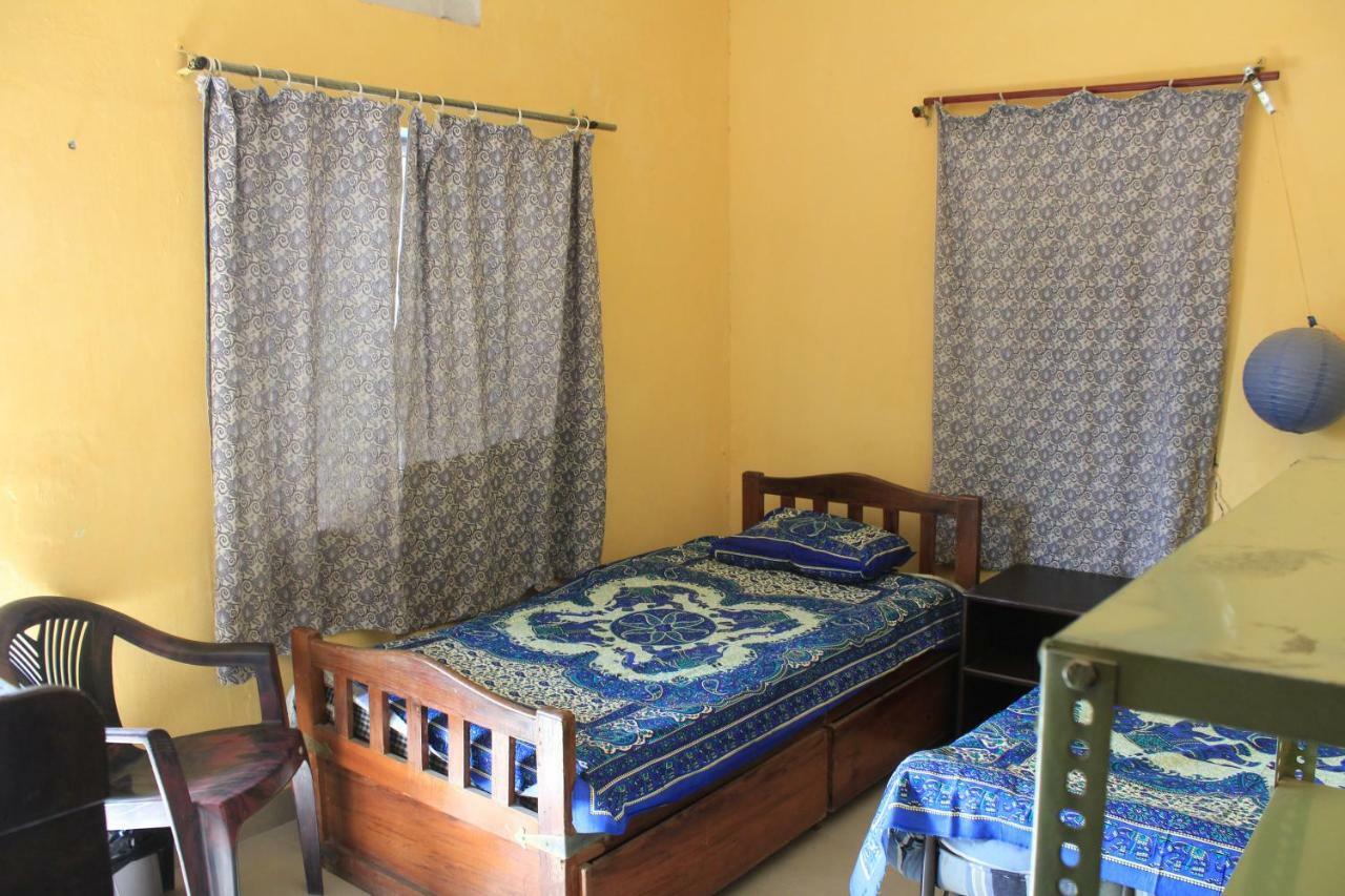 Nadya Homestay For Female & Family Jaipur Eksteriør billede
